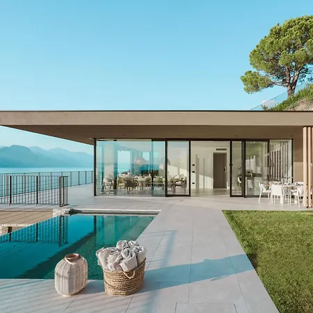 LUXE VISTA Lakeside Villa Brenzone-2