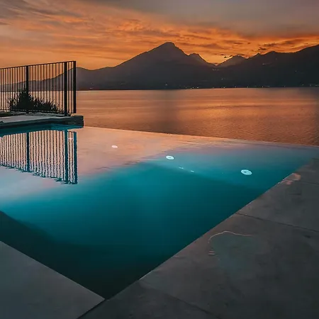 LUXE VISTA Lakeside Villa Brenzone-3